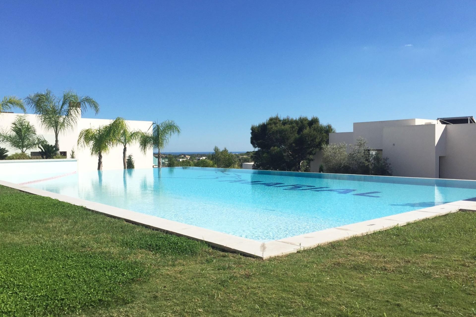 Resale - Freistehende Villa -
Orihuela - Las Colinas Golf