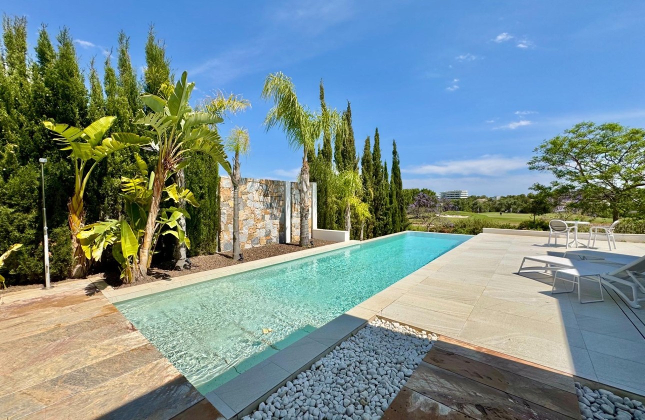 Resale - Freistehende Villa -
Orihuela - Las Colinas Golf