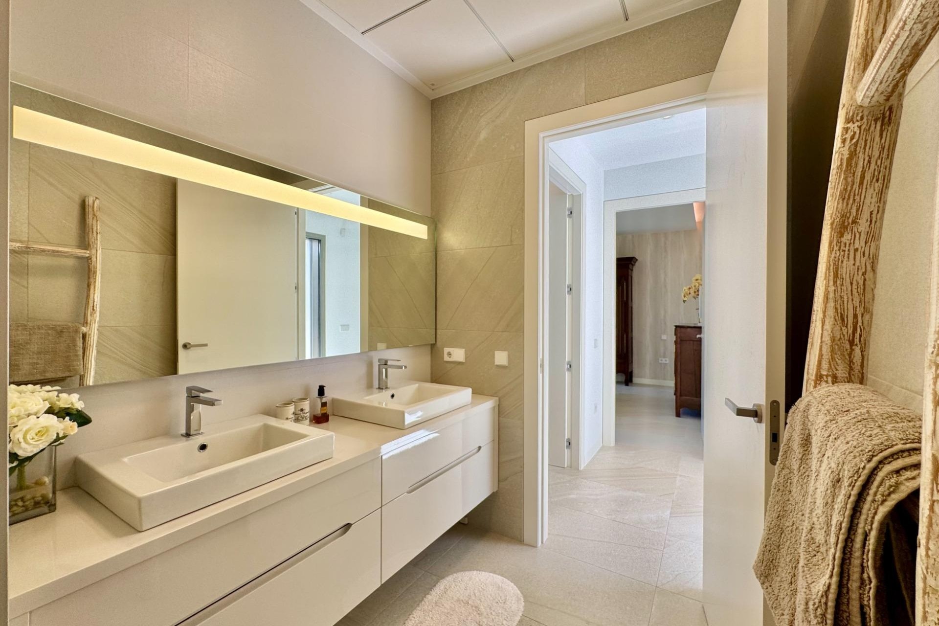 Resale - Freistehende Villa -
Orihuela - Las Colinas Golf