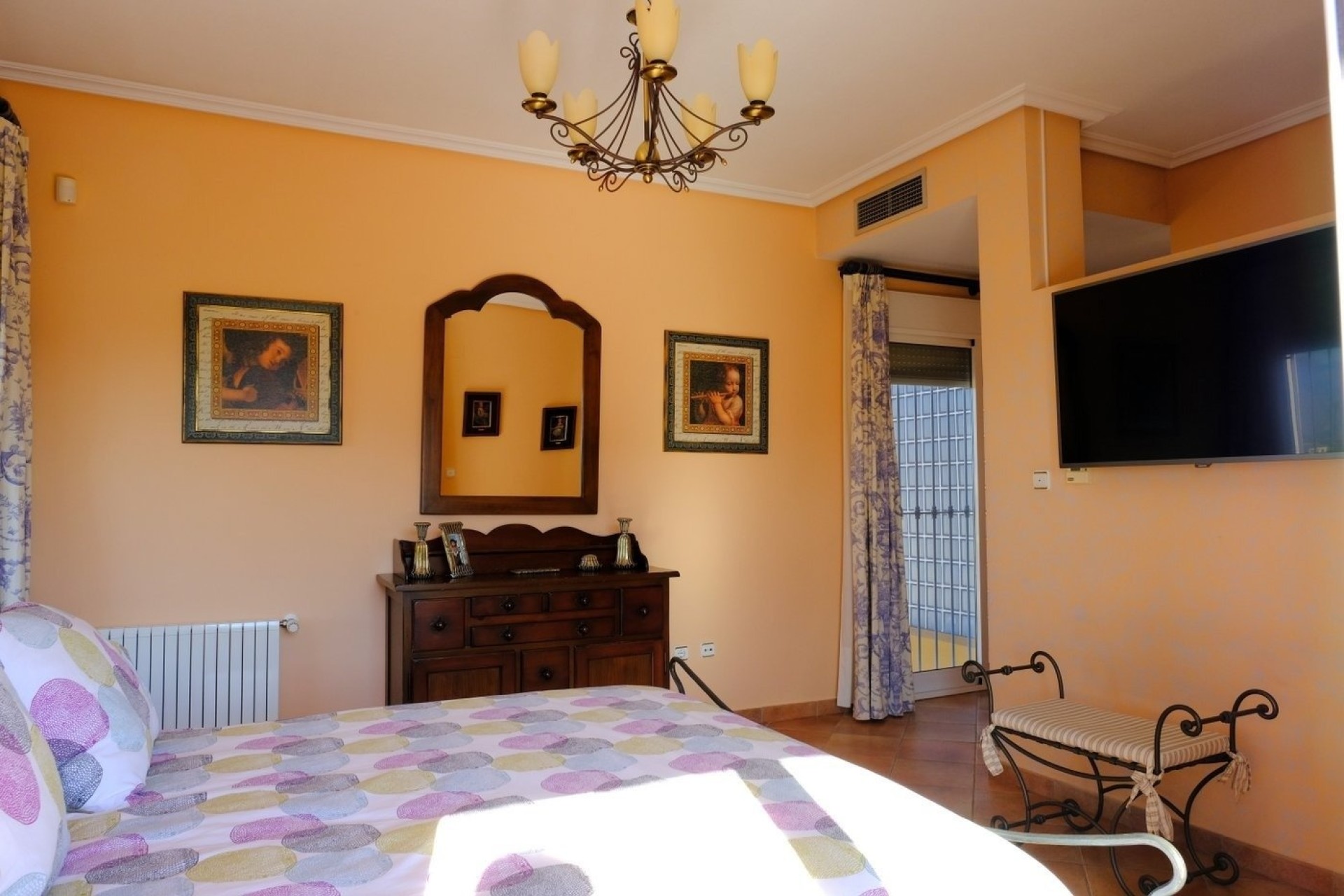 Resale - Freistehende Villa -
Orihuela - Orihuela Ciudad