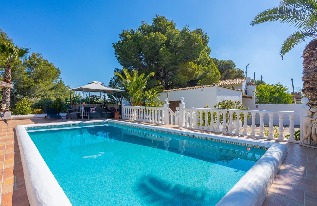 Resale - Freistehende Villa -
Orihuela - Orihuela Costa