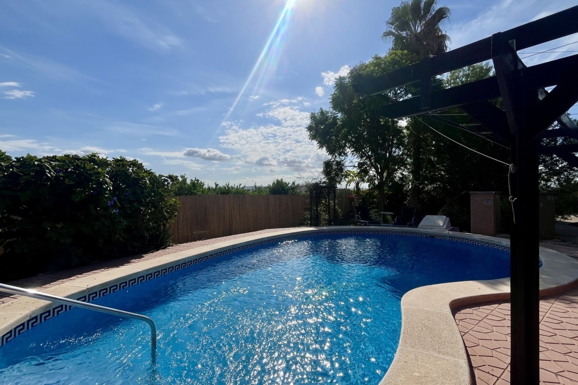 Resale - Freistehende Villa -
Orihuela