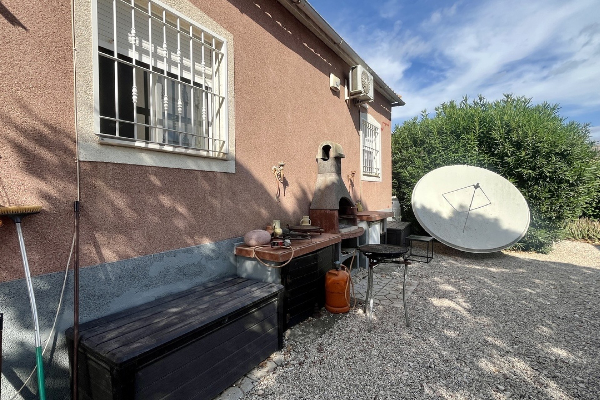 Resale - Freistehende Villa -
Orihuela