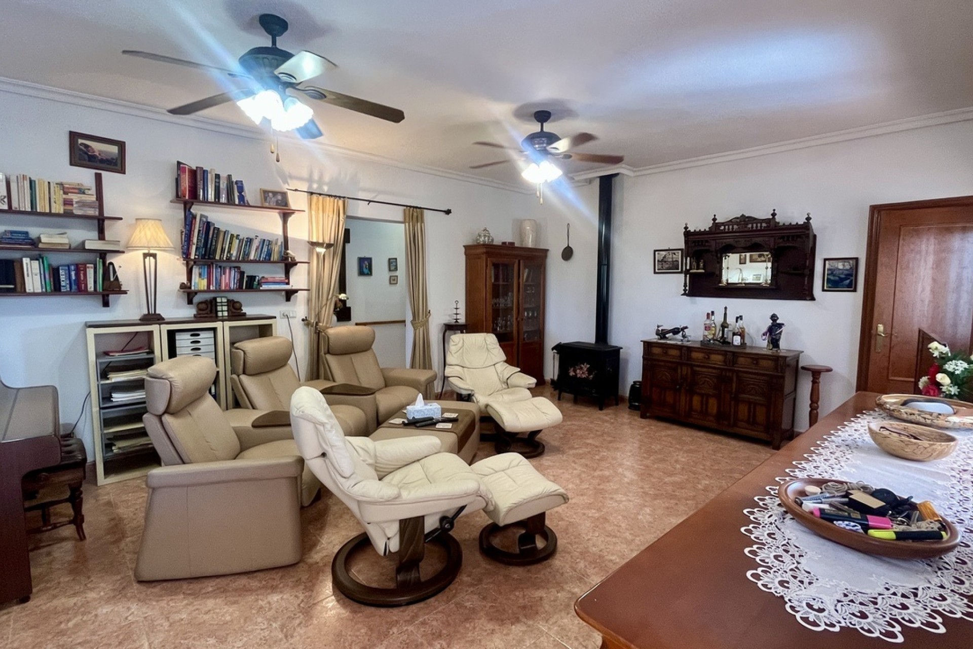 Resale - Freistehende Villa -
Orihuela