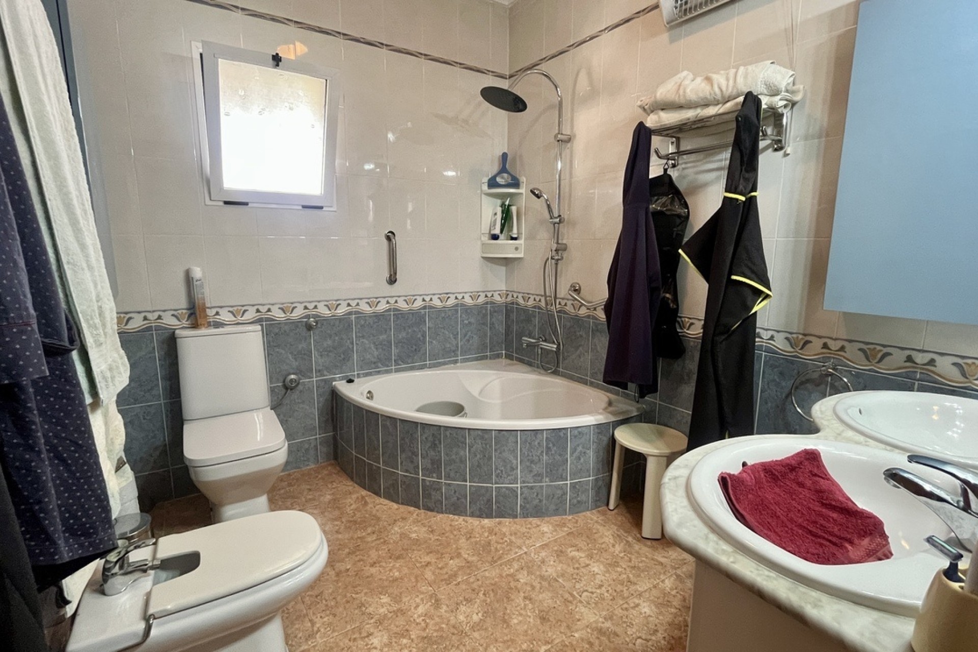 Resale - Freistehende Villa -
Orihuela