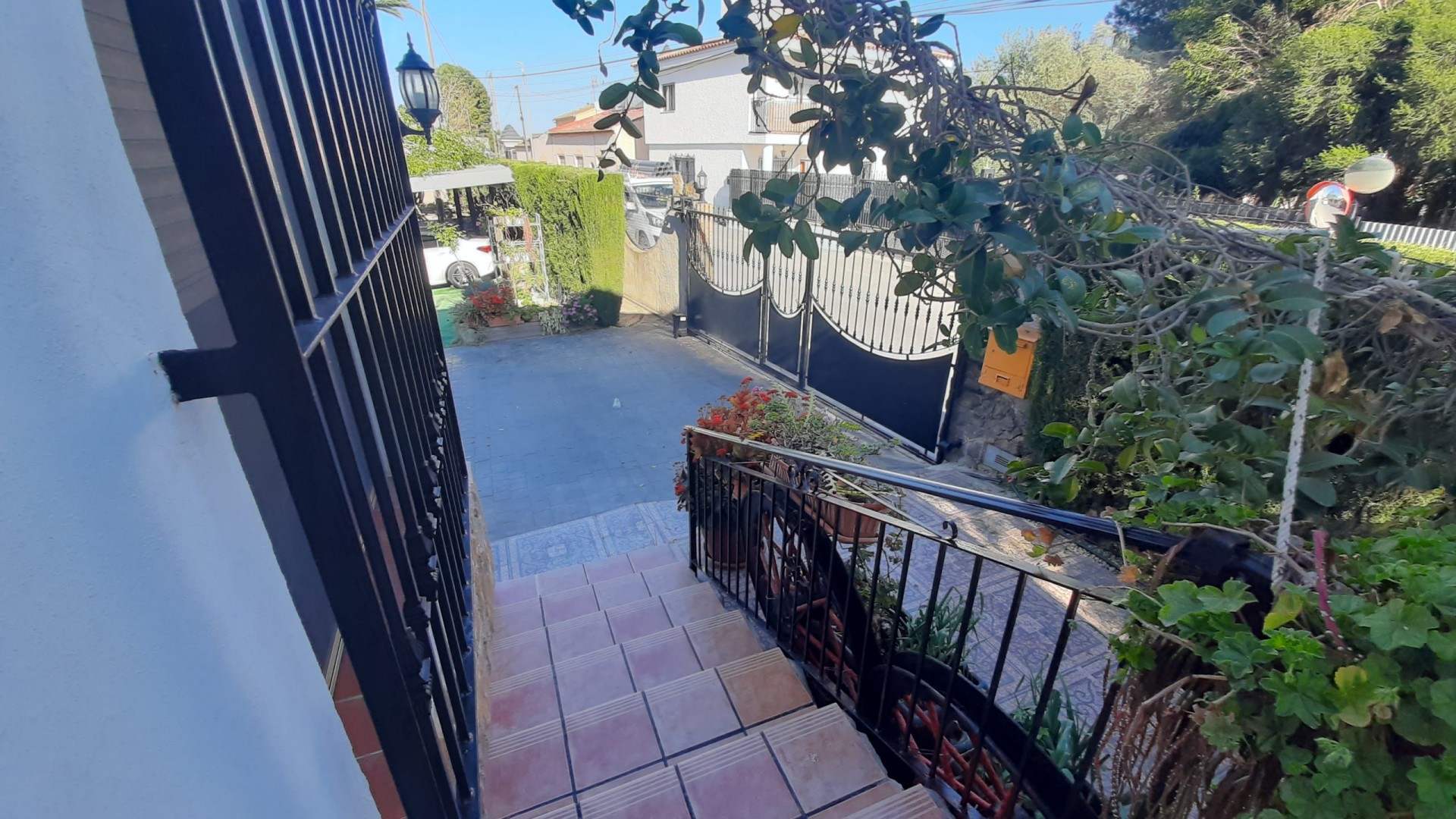 Resale - Freistehende Villa -
Orihuela