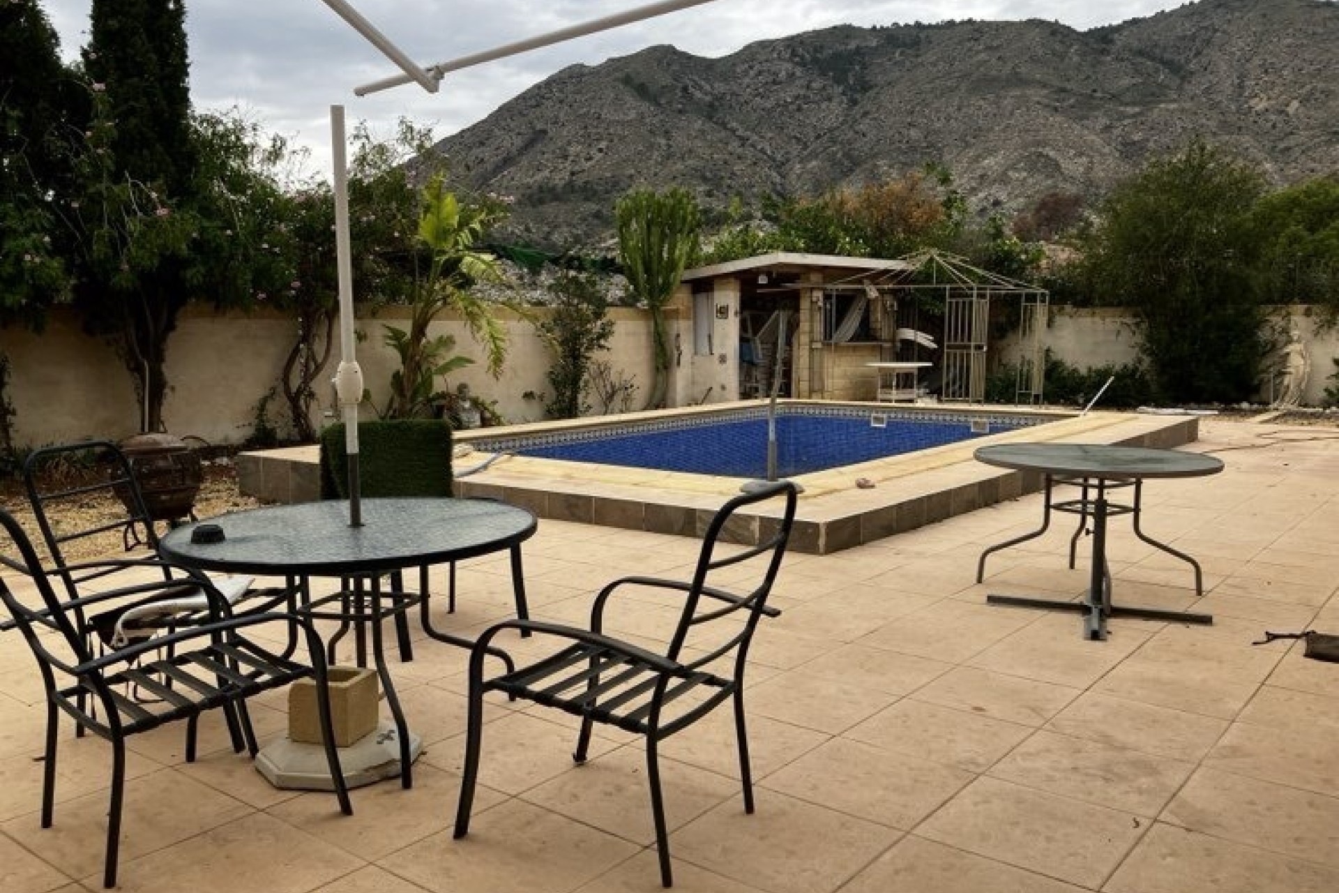 Resale - Freistehende Villa -
Orxeta - Costa Blanca