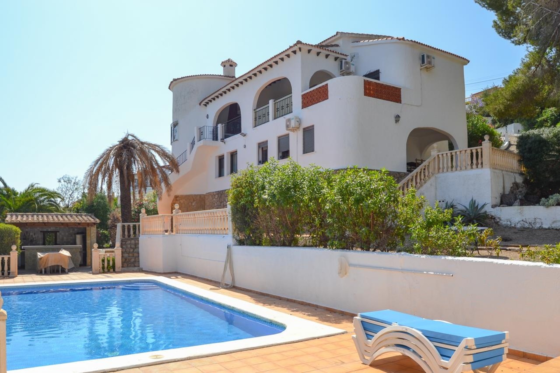 Resale - Freistehende Villa -
Pedreguer - Inland