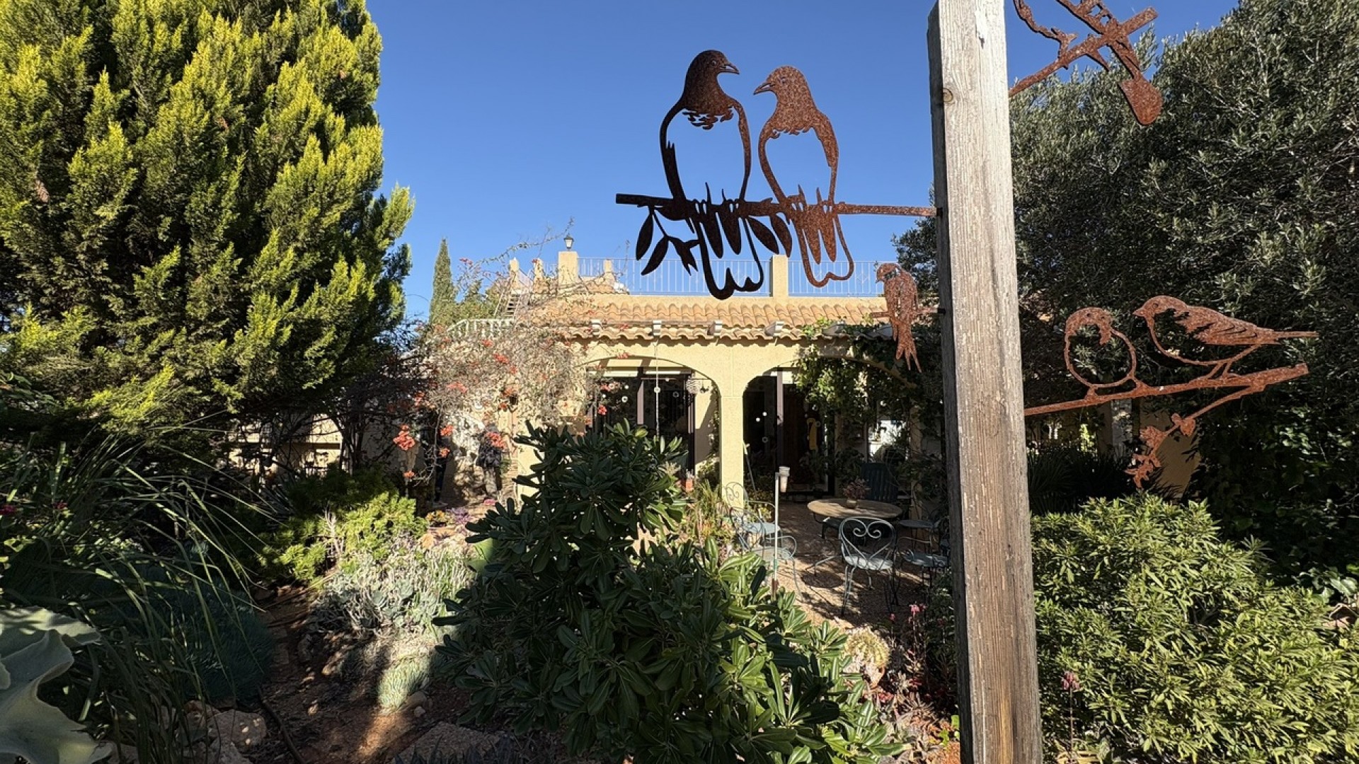 Resale - Freistehende Villa -
Perin