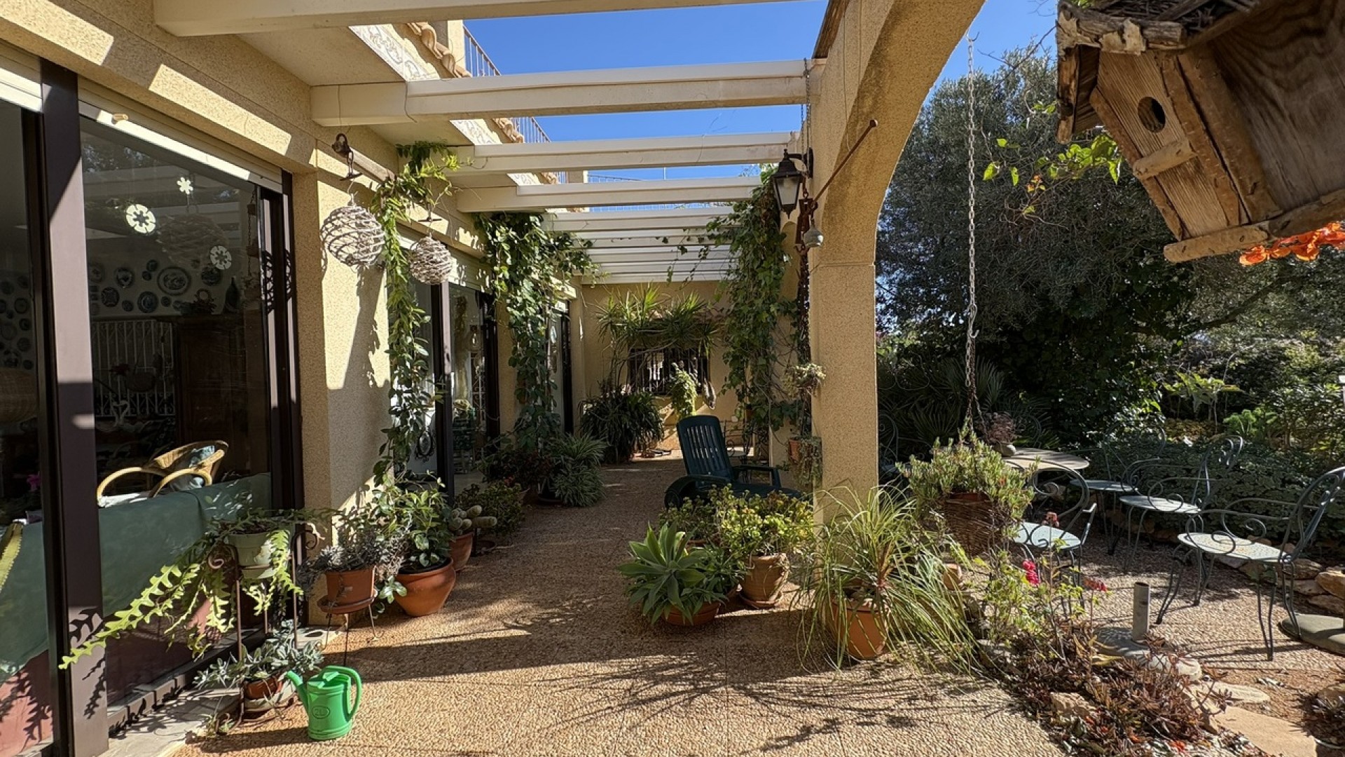 Resale - Freistehende Villa -
Perin