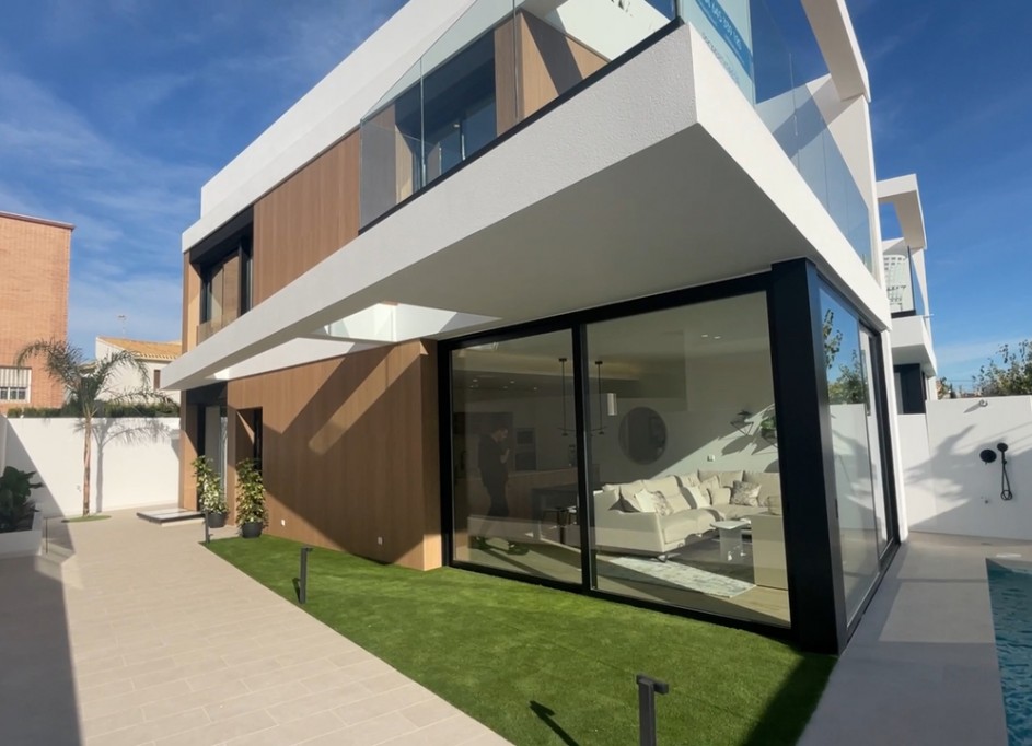 Resale - Freistehende Villa -
Pilar de la Horadada