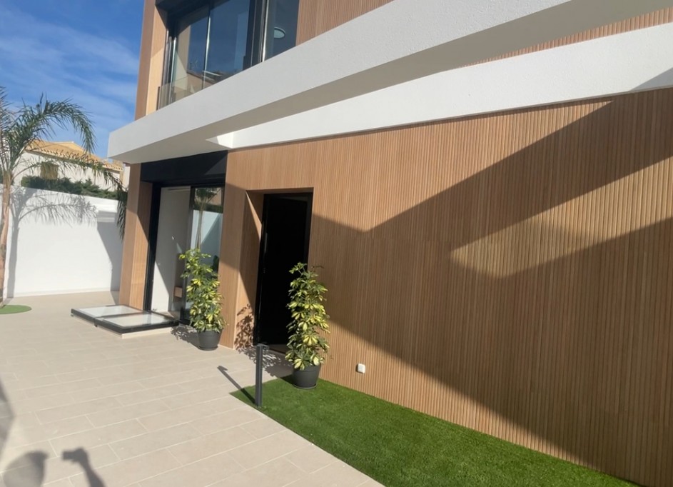 Resale - Freistehende Villa -
Pilar de la Horadada