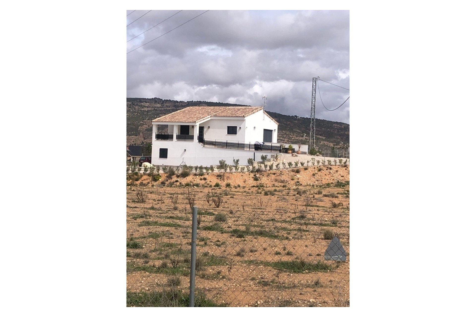 Resale - Freistehende Villa -
Pinoso - Inland