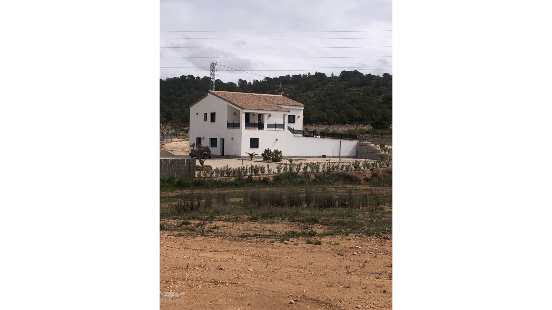 Resale - Freistehende Villa -
Pinoso - Pinoso Alicante