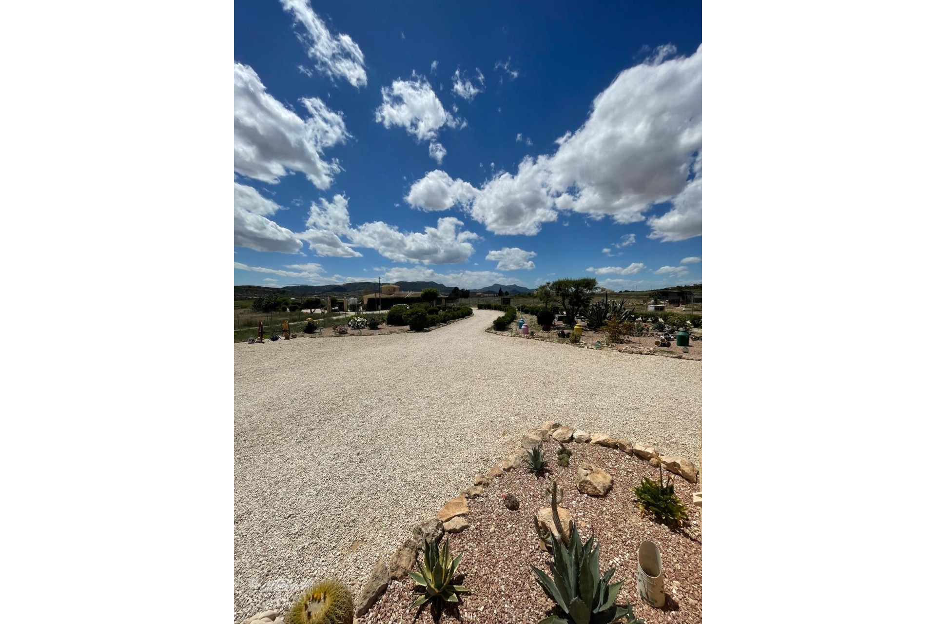 Resale - Freistehende Villa -
Pinoso - Pinoso Alicante