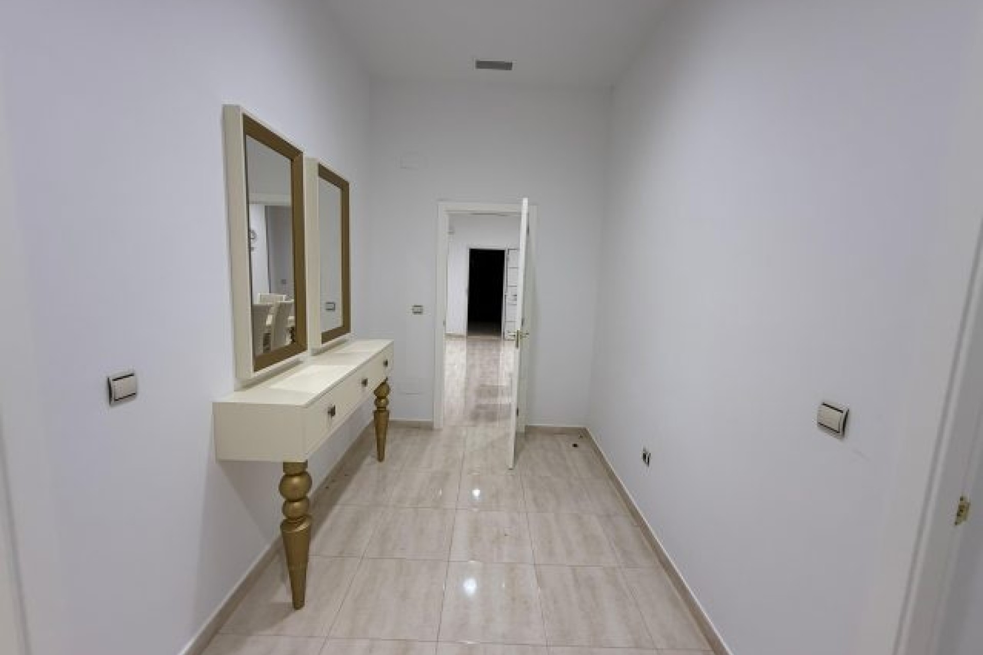 Resale - Freistehende Villa -
Pinoso