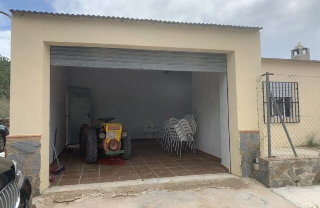 Resale - Freistehende Villa -
Pinoso