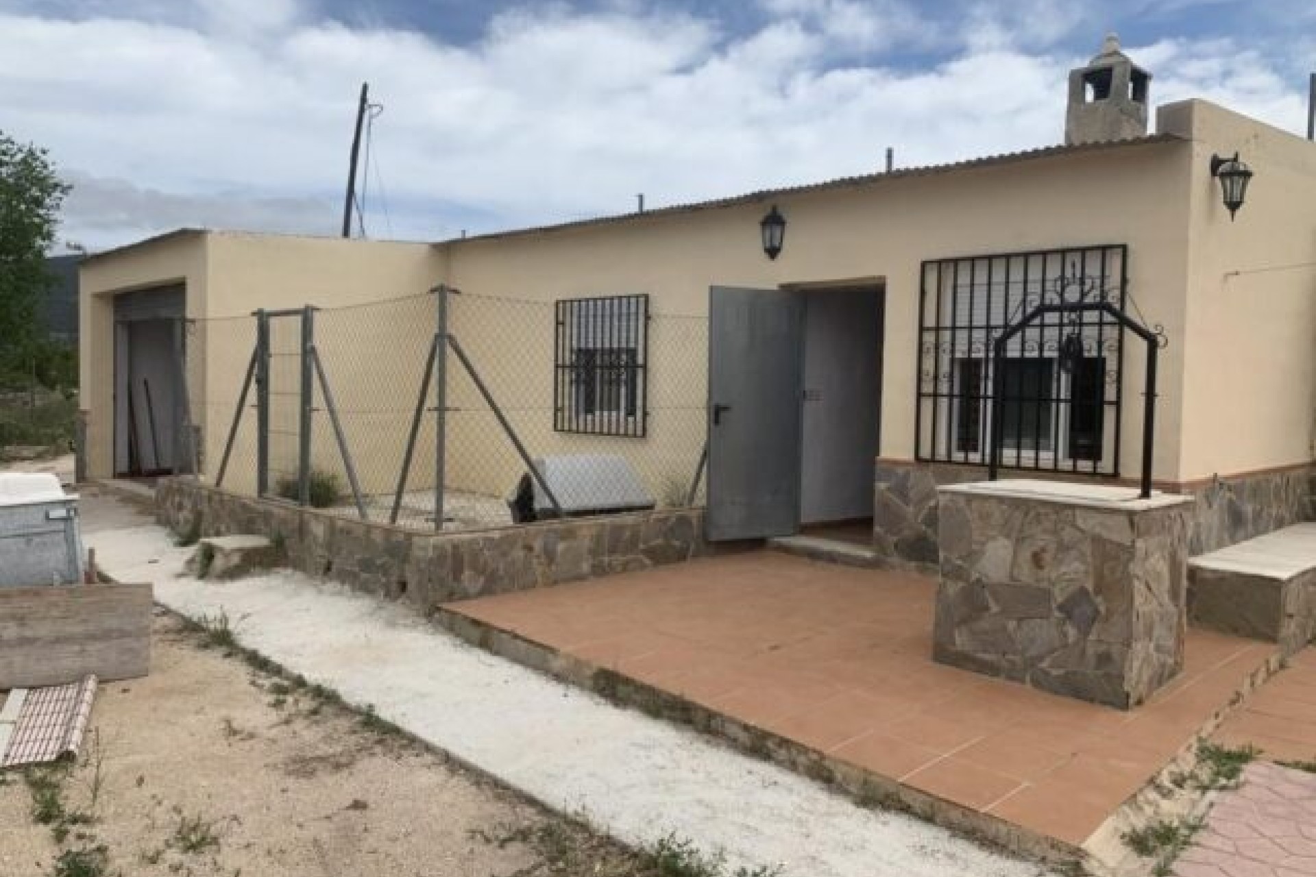 Resale - Freistehende Villa -
Pinoso