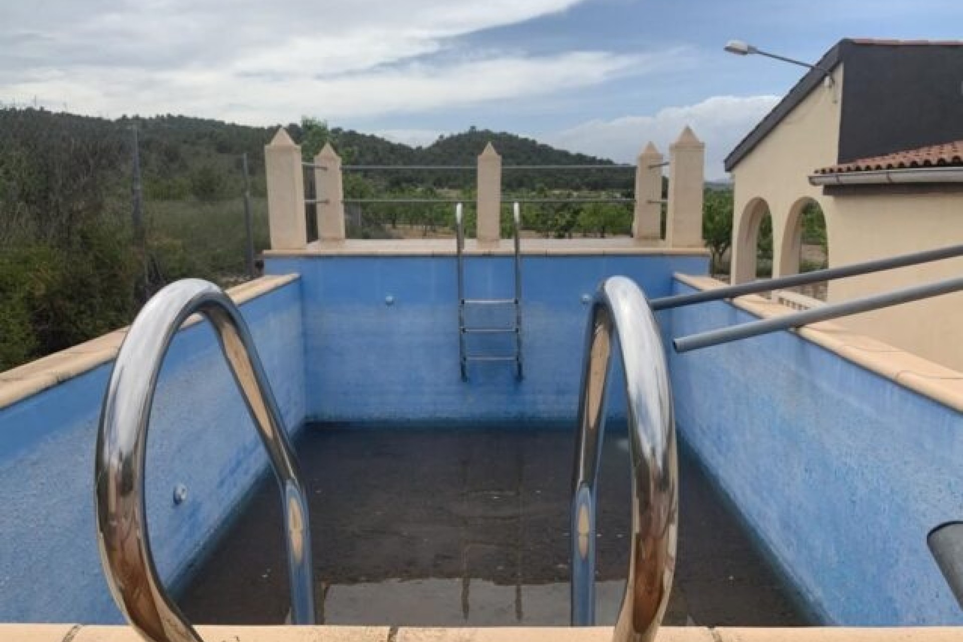 Resale - Freistehende Villa -
Pinoso