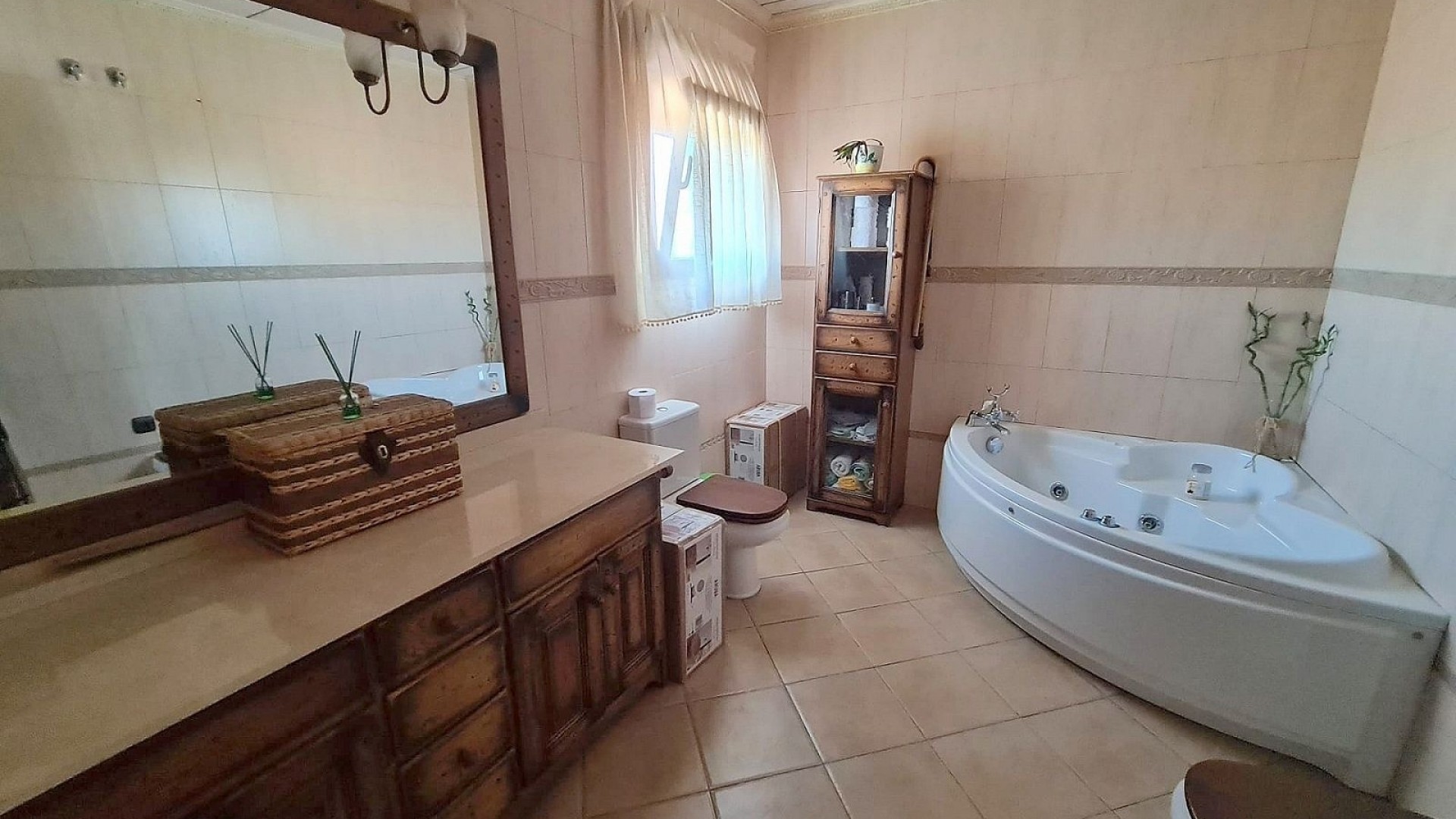 Resale - Freistehende Villa -
Pinoso