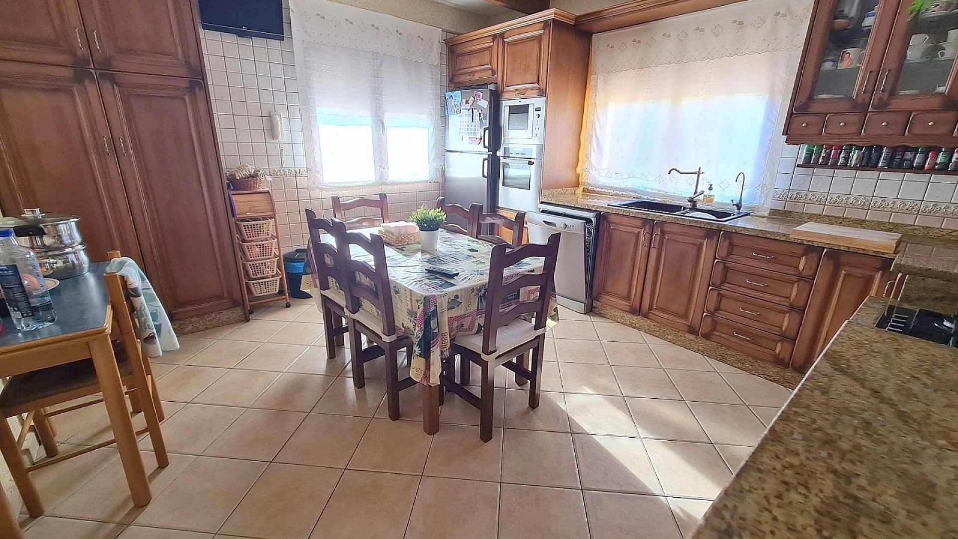 Resale - Freistehende Villa -
Pinoso