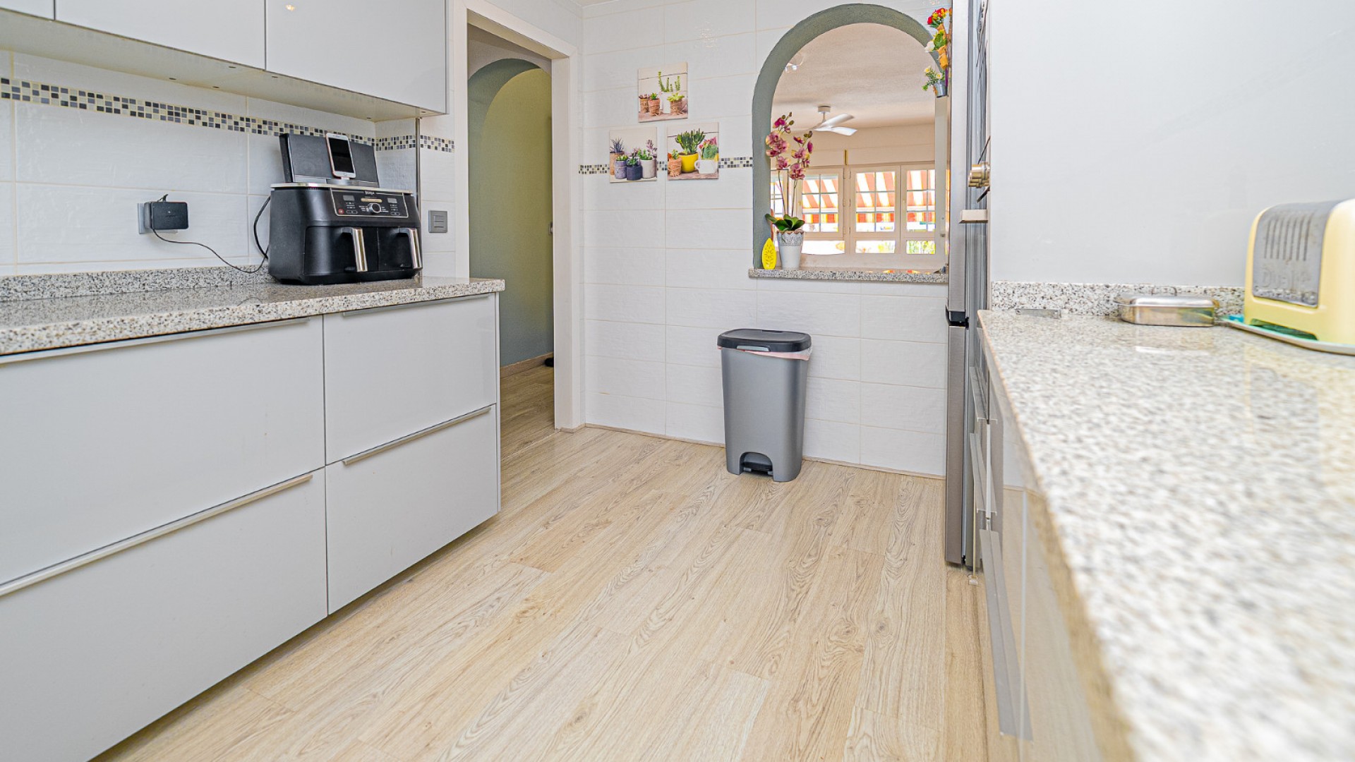 Resale - Freistehende Villa -
Playa Flamenca - Montilla