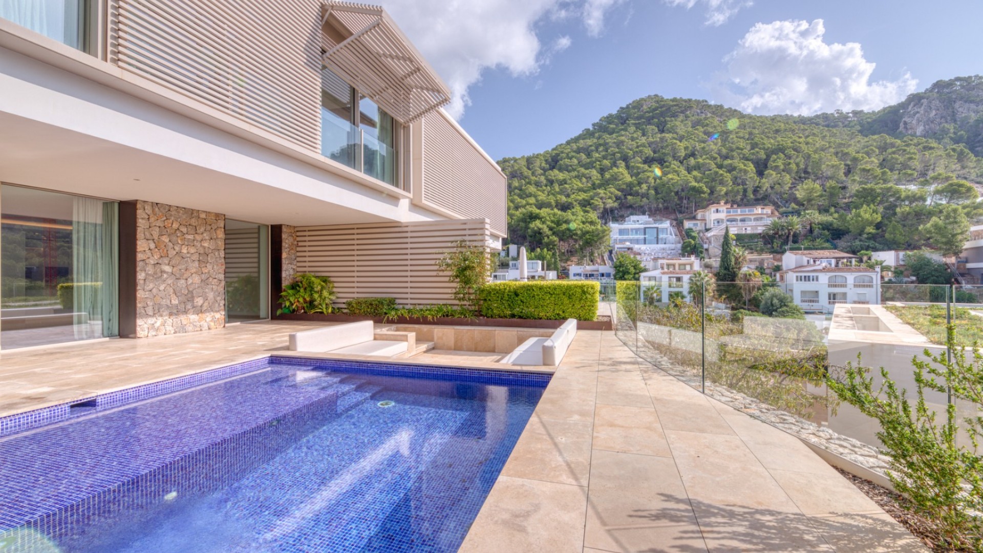 Resale - Freistehende Villa -
Port d'Andratx - Andratx