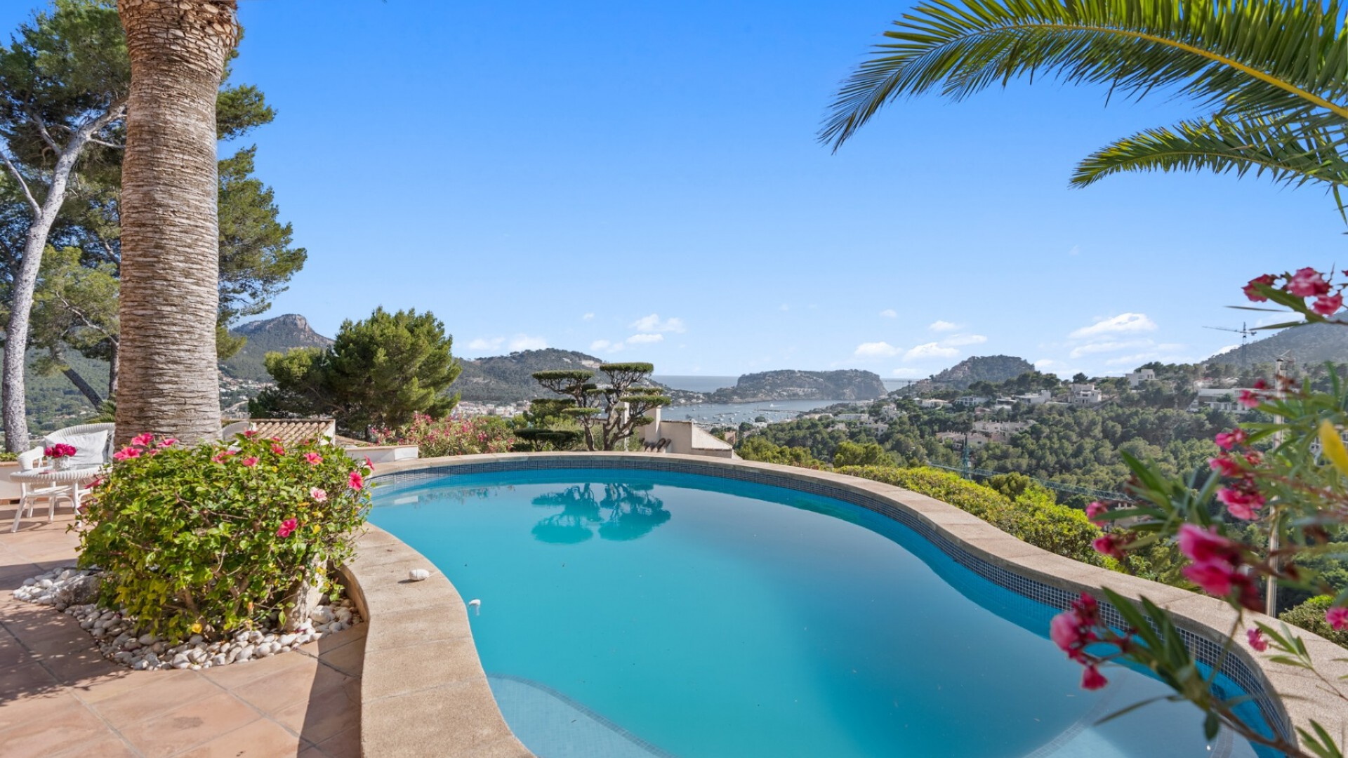 Resale - Freistehende Villa -
Port d'Andratx - Andratx