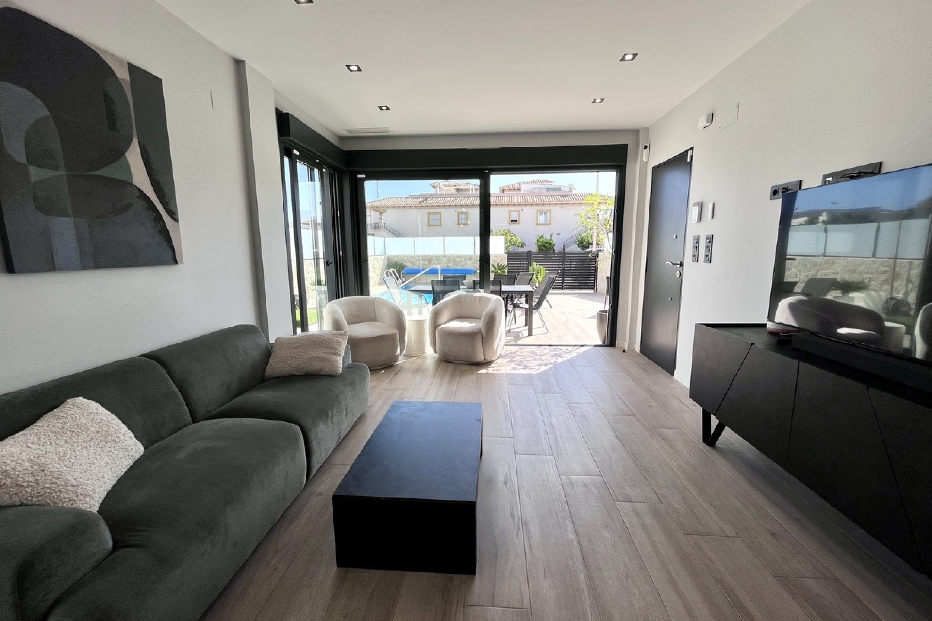 Resale - Freistehende Villa -
Punta Prima - Costa Blanca