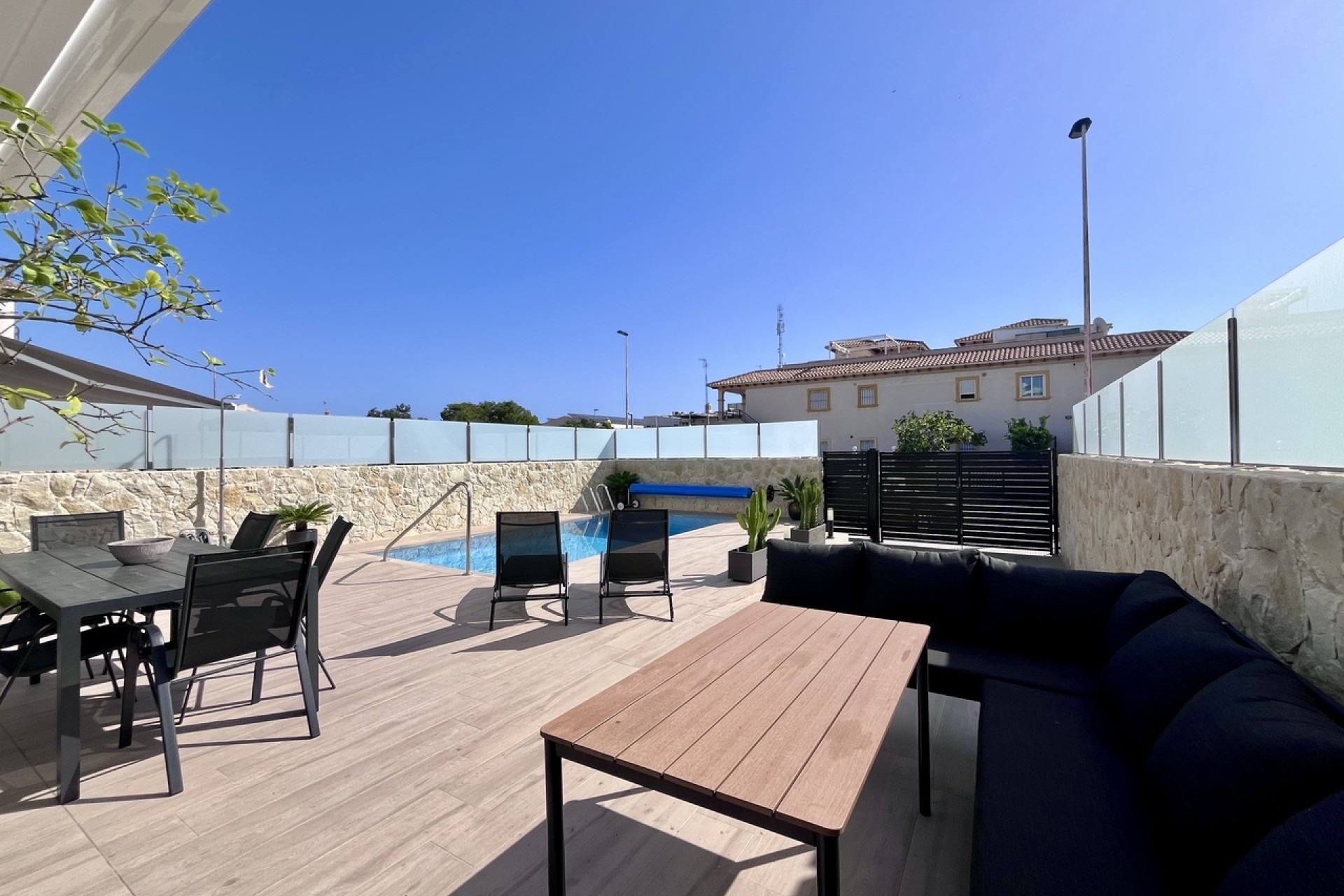 Resale - Freistehende Villa -
Punta Prima - Costa Blanca