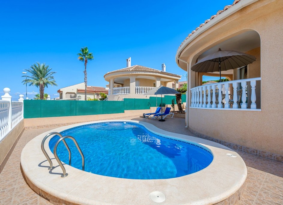 Resale - Freistehende Villa -
Rojales - Benimar 2