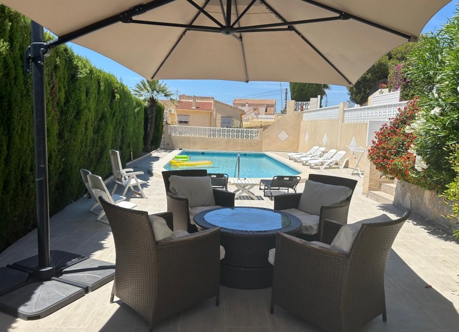 Resale - Freistehende Villa -
Rojales - Cuidad Quesada