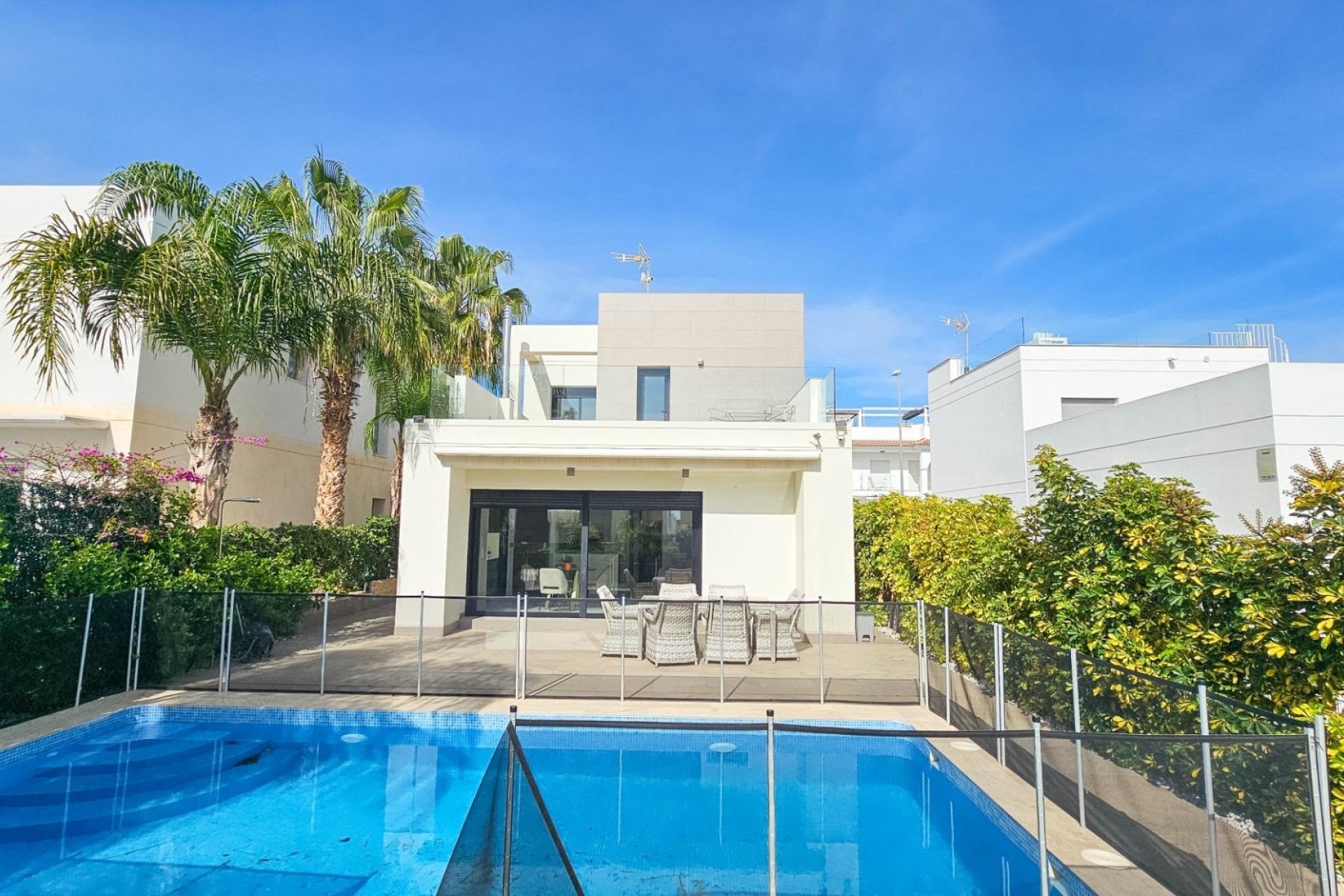 Resale - Freistehende Villa -
Rojales - Cuidad Quesada