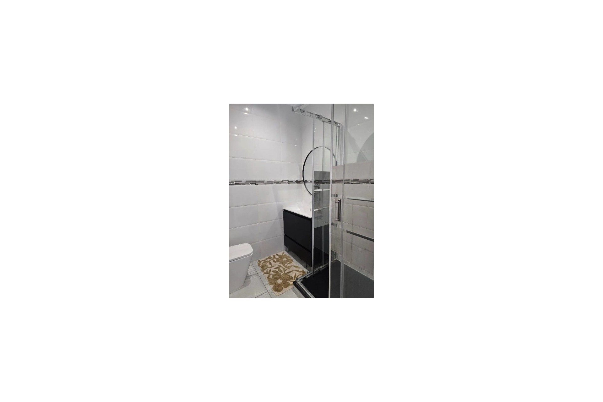 Resale - Freistehende Villa -
Rojales - Inland