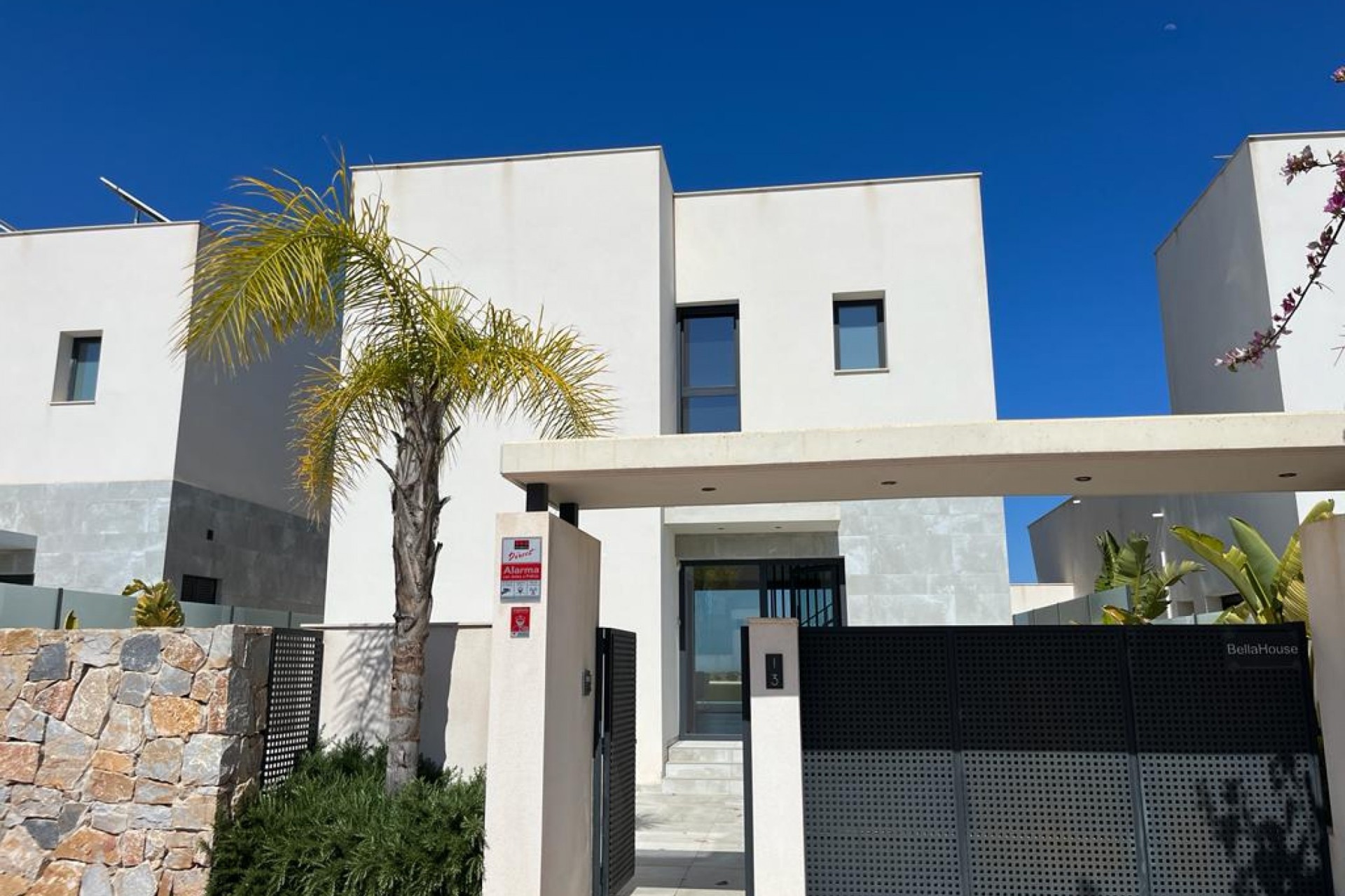 Resale - Freistehende Villa -
Rojales - Inland