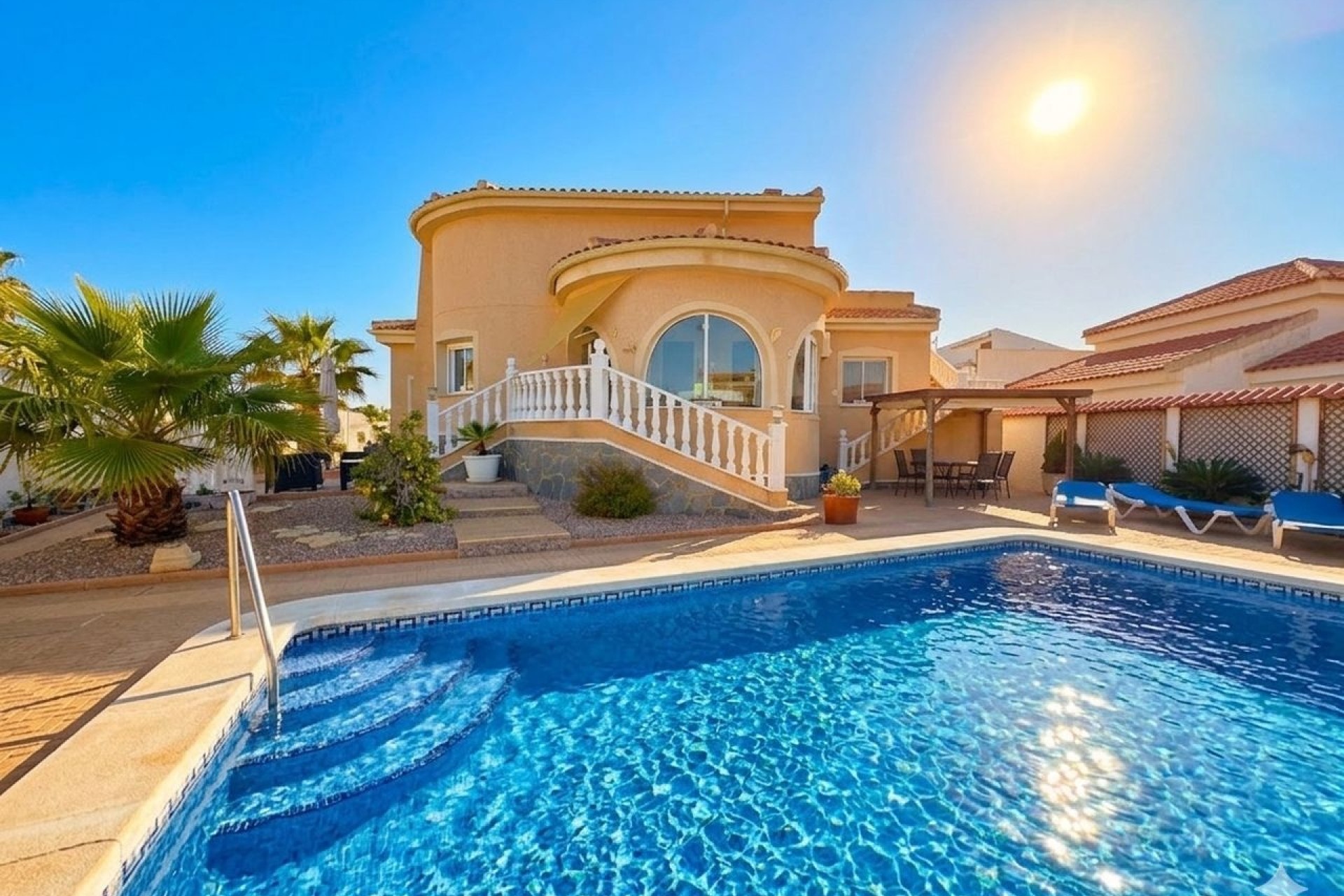 Resale - Freistehende Villa -
Rojales - La Marquesa