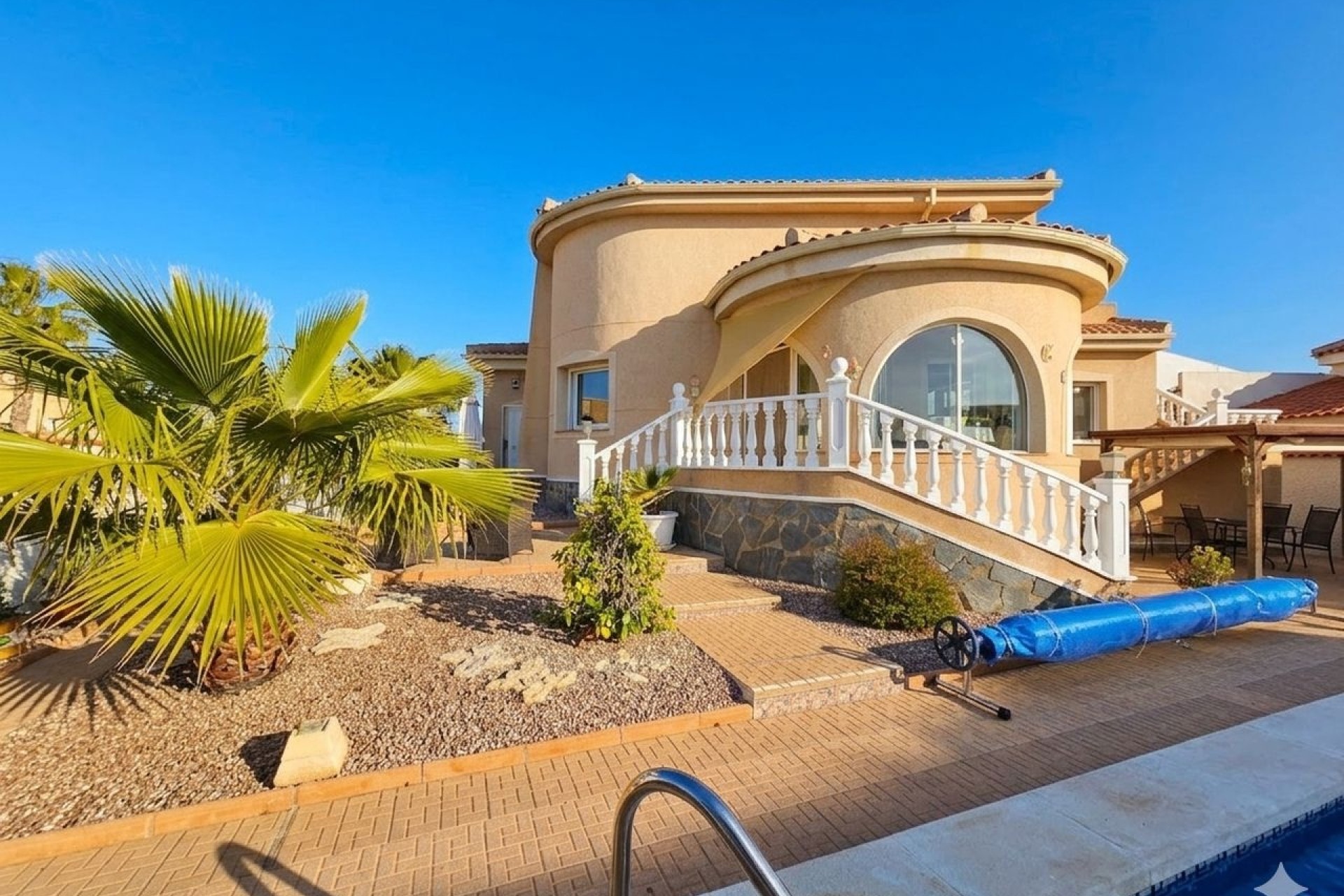 Resale - Freistehende Villa -
Rojales - La Marquesa