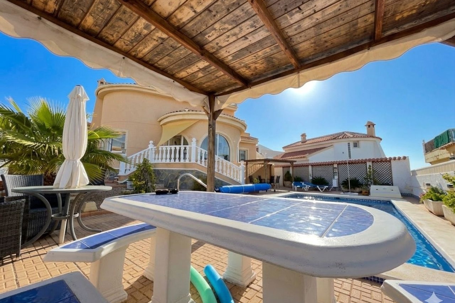 Resale - Freistehende Villa -
Rojales - La Marquesa