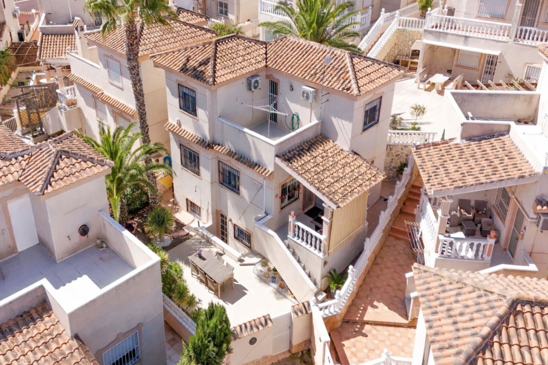 Resale - Freistehende Villa -
Rojales - La Marquesa