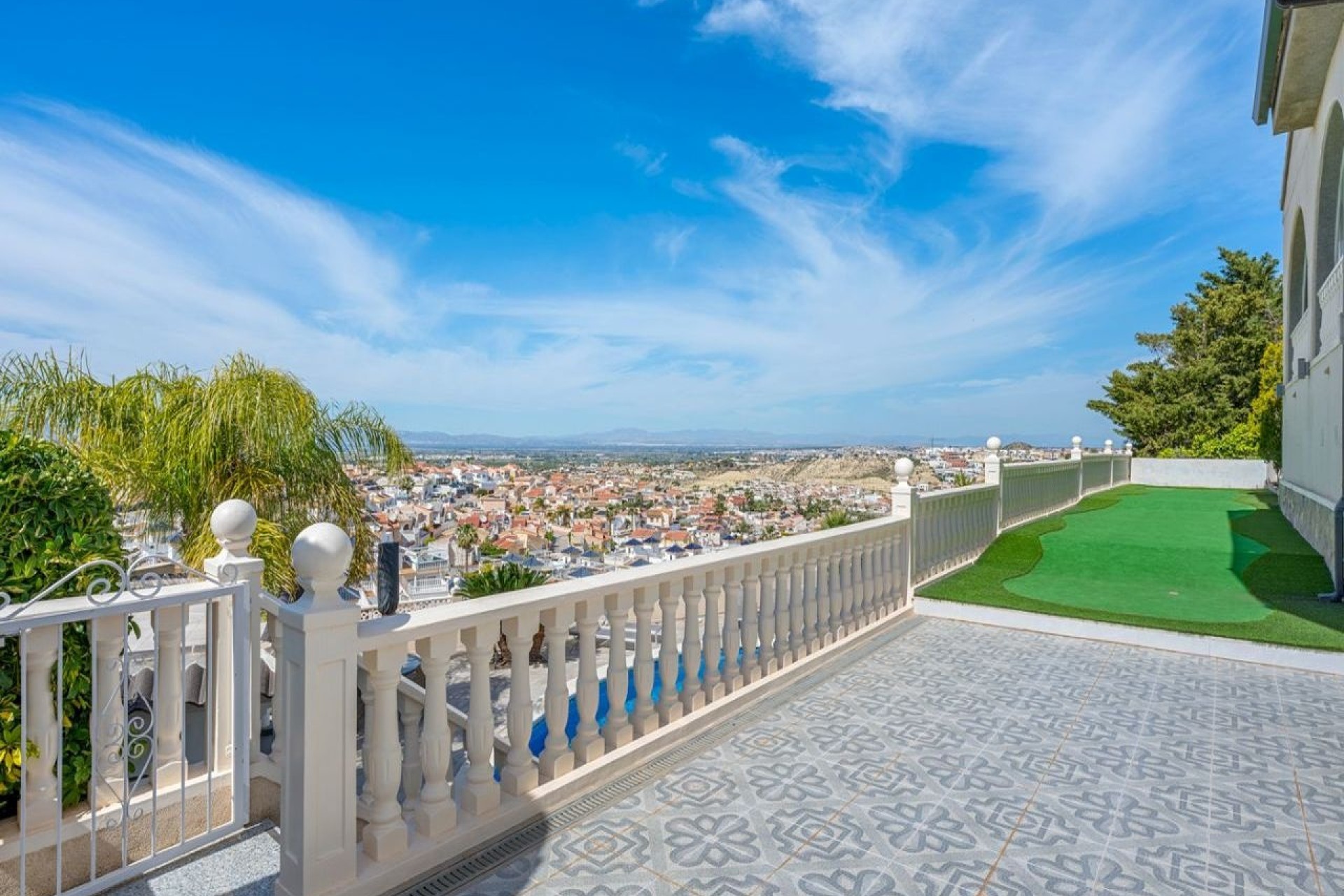 Resale - Freistehende Villa -
Rojales - La Marquesa