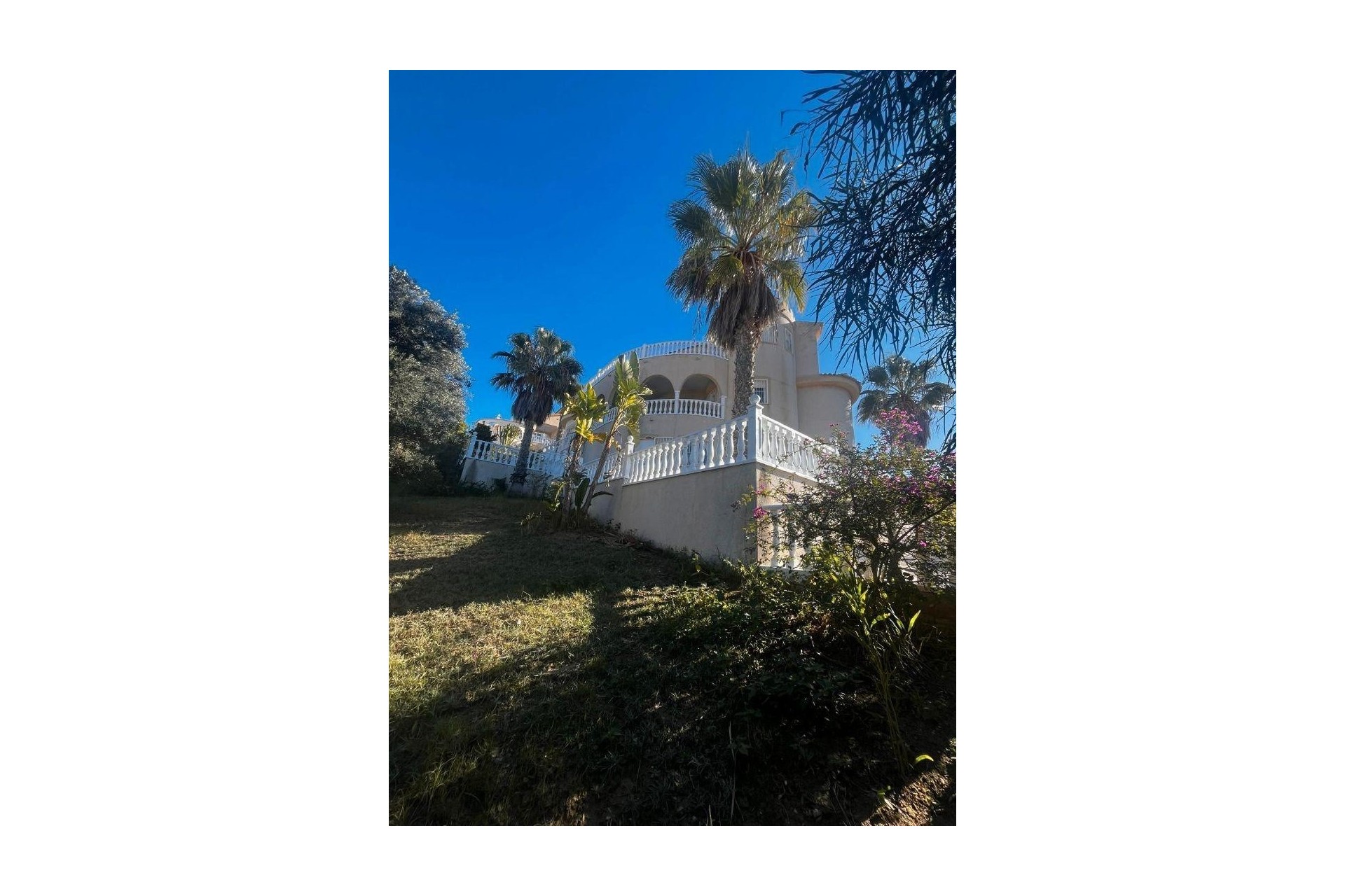 Resale - Freistehende Villa -
Rojales - La Marquesa