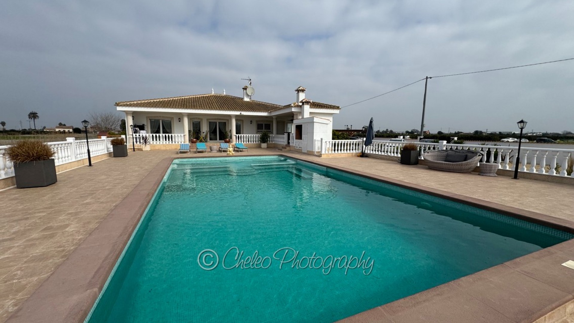 Resale - Freistehende Villa -
Rojales