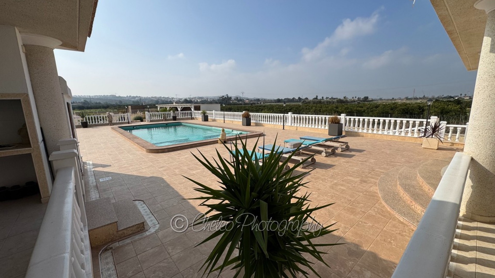 Resale - Freistehende Villa -
Rojales