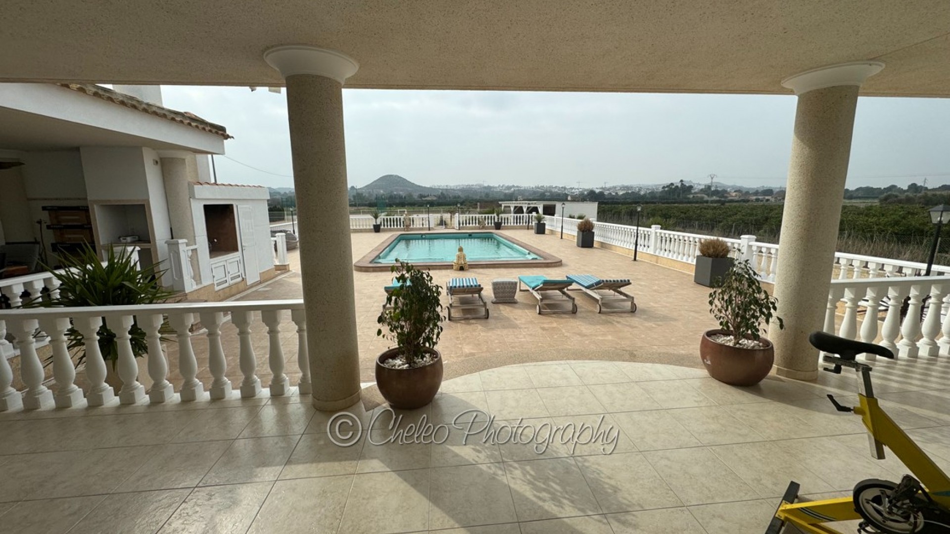 Resale - Freistehende Villa -
Rojales