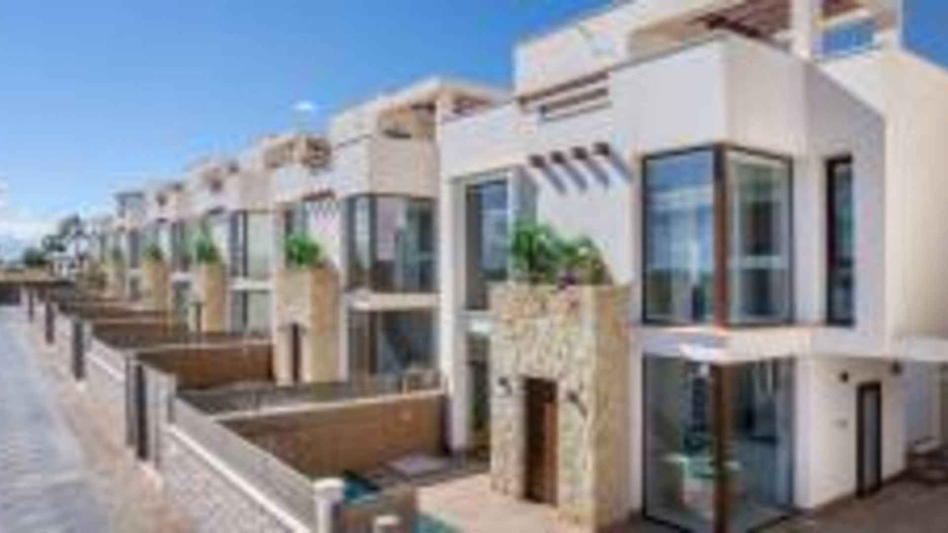 Resale - Freistehende Villa -
Rojales