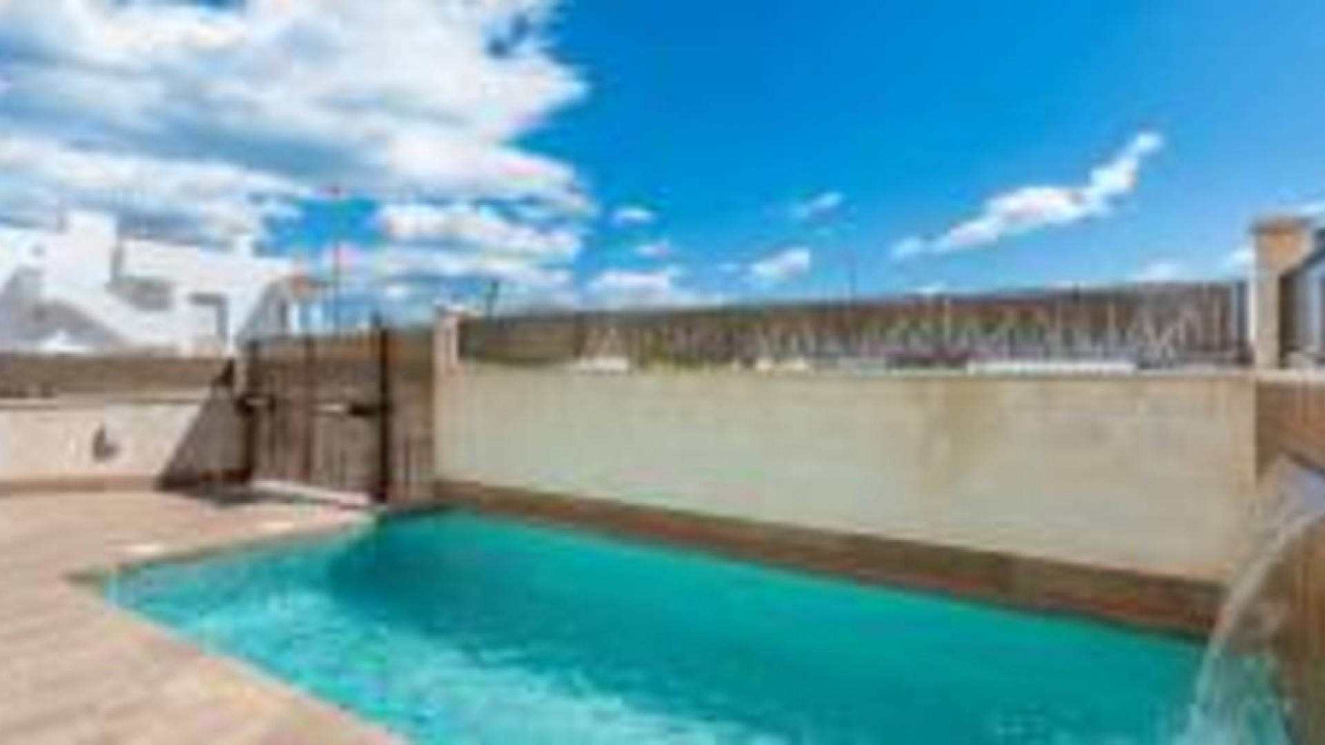 Resale - Freistehende Villa -
Rojales