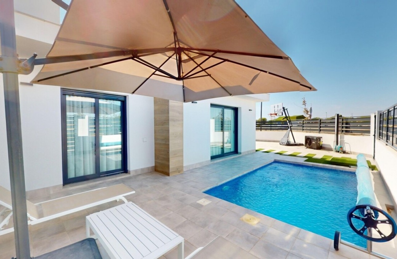 Resale - Freistehende Villa -
Roldan - Inland