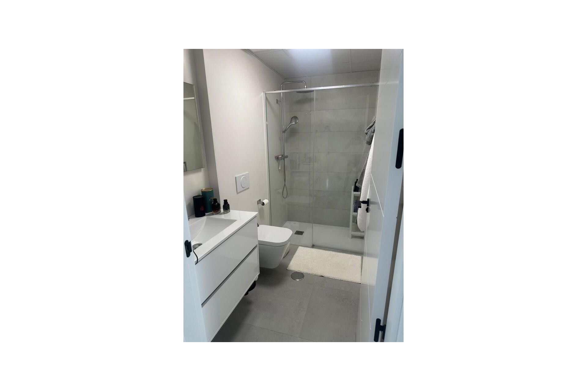 Resale - Freistehende Villa -
Roldan - Inland
