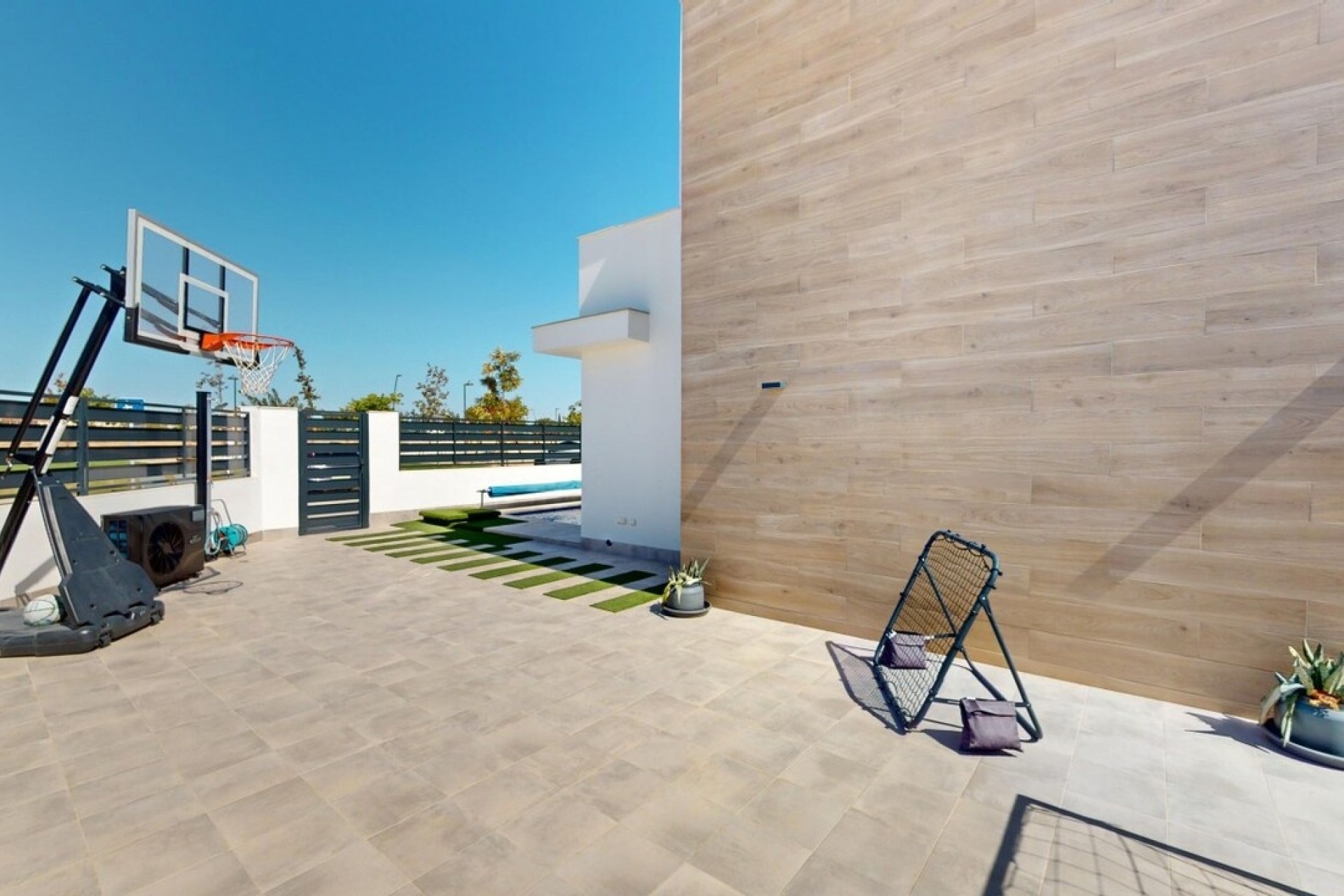 Resale - Freistehende Villa -
Roldan - Inland