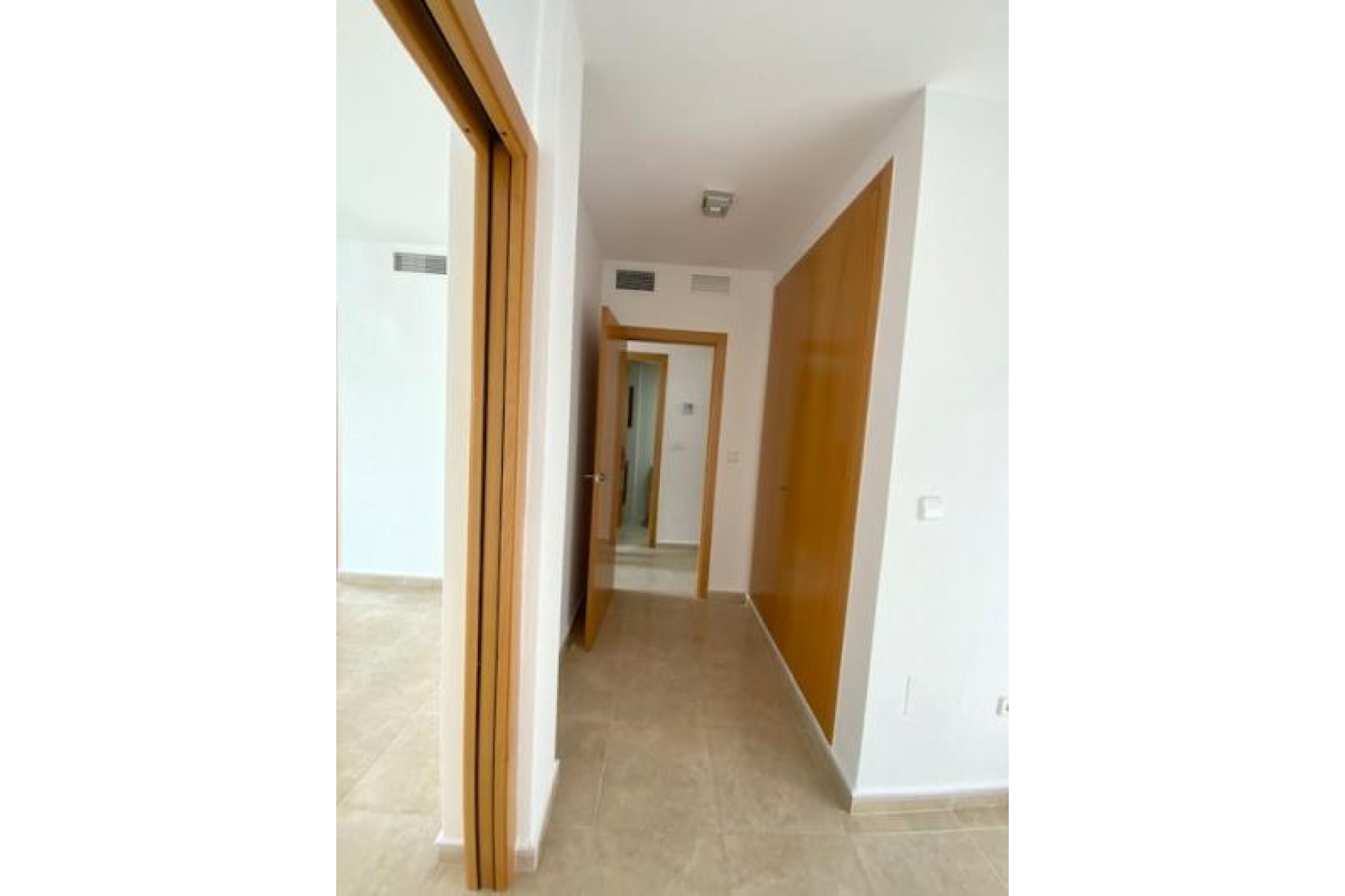 Resale - Freistehende Villa -
Roldan - Inland